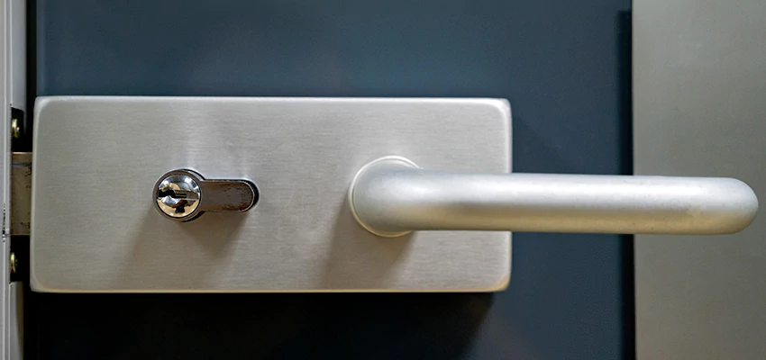 Industrial Lock And Key Repair And Installation in Fruitridge Pocket, CA