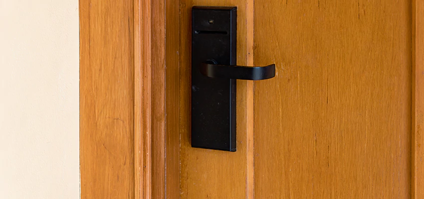 Home Security And Alarm Monitoring in Fruitridge Pocket, California