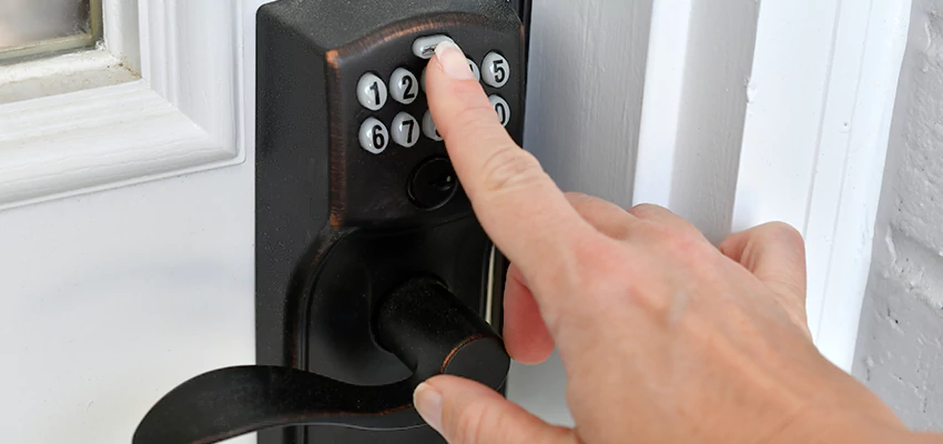 High Security Digital Door Lock in Fruitridge Pocket, California
